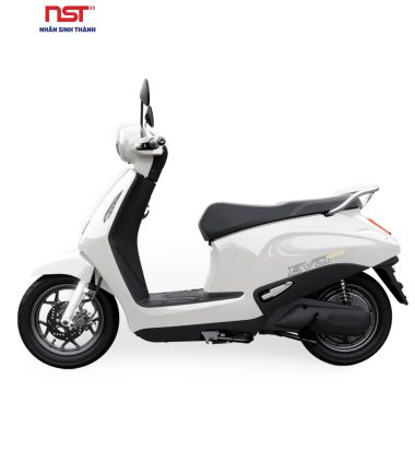 VinFast Evo grand trắng