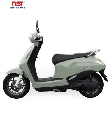 VinFast Evo grand xanh