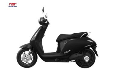 Xe máy điện VinFast Evo200 Lite màu đen nhìn nghiêng bên trái